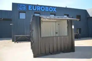 10pieds-snack-noir-conteneur Conteneur snack pour une mairie, espace buvette en container 10 pieds noir