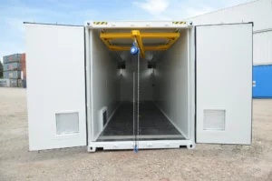 Container-40pieds-sarpi-think-tech-profesionnel-lyon Sarpi think tech container isolation avec palan stockage par eurobox