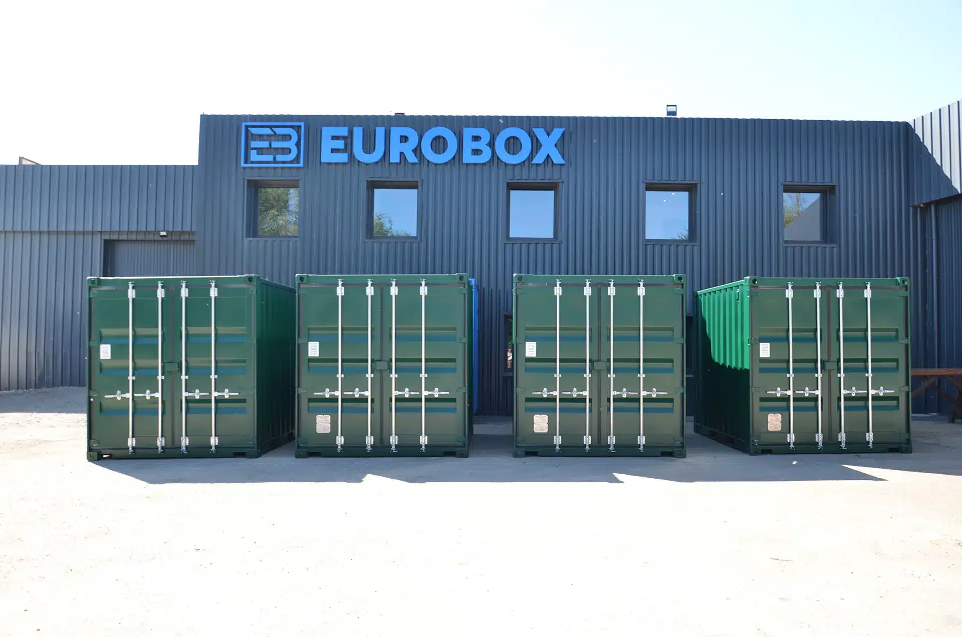 Petit container Vert repeint, conteneur neuf 10pieds , Eurobox vendeur de container maritime