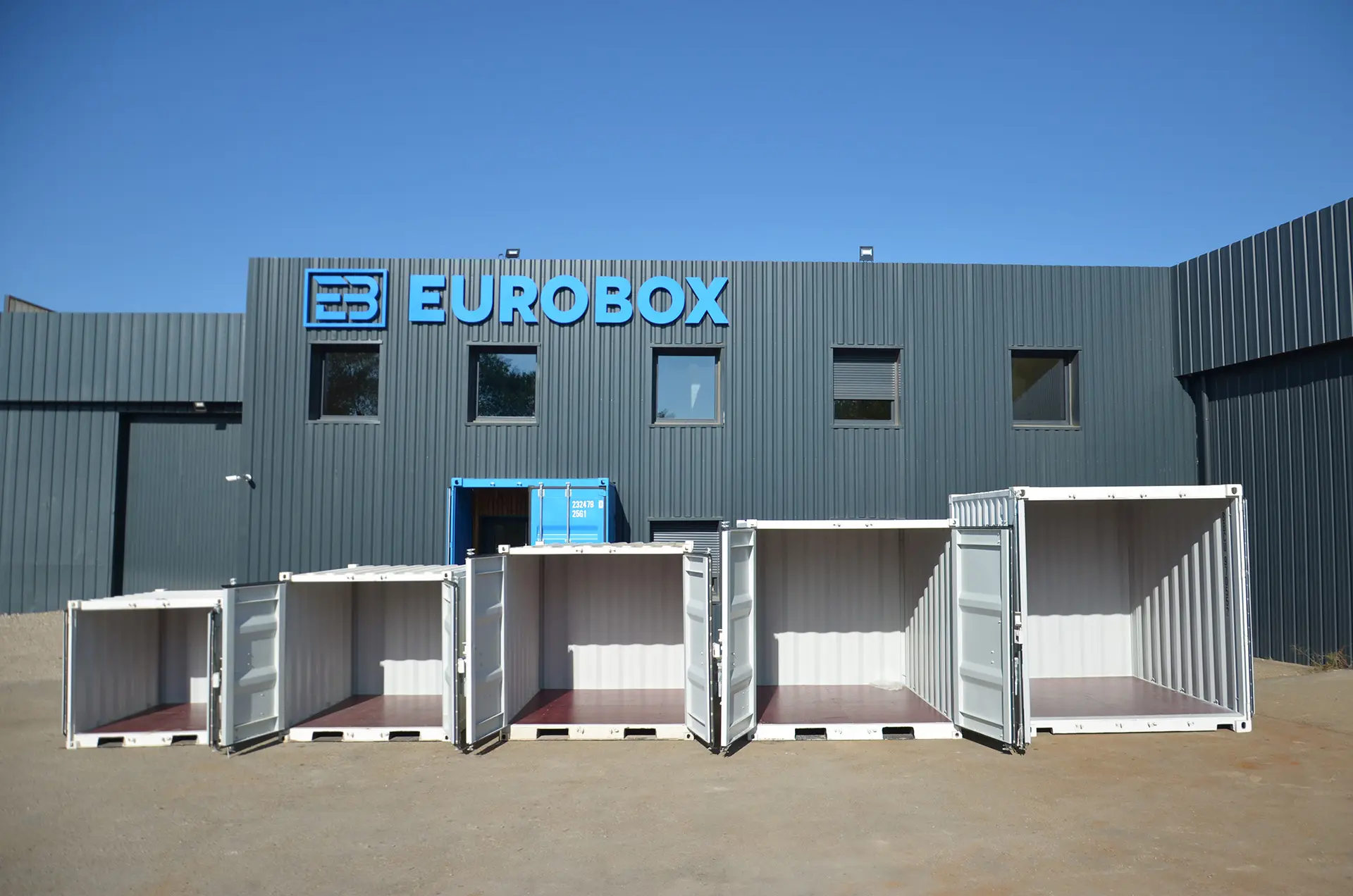 Ensemble de petits conteneur maritime disponible à la vente, container 6, 7, 8, 9 et 10 pieds, petit modèle de container a acheter par Eurobox